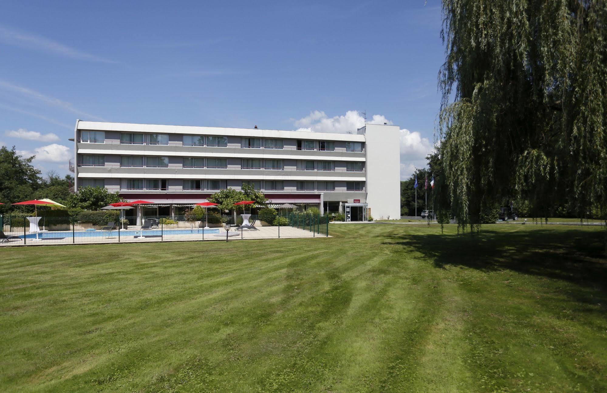 Mercure Brive Hotell Ussac Exteriör bild